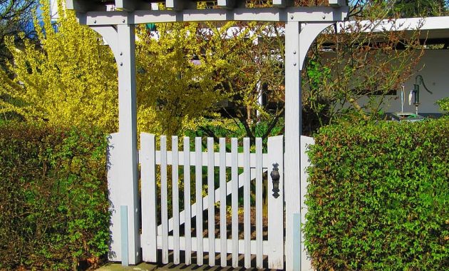 goal garden gate door fence white input decorative wood fence wood lattice