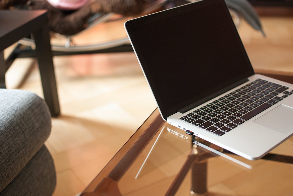 18 Inspiration for Portable Laptop Table | FurnitureDesign